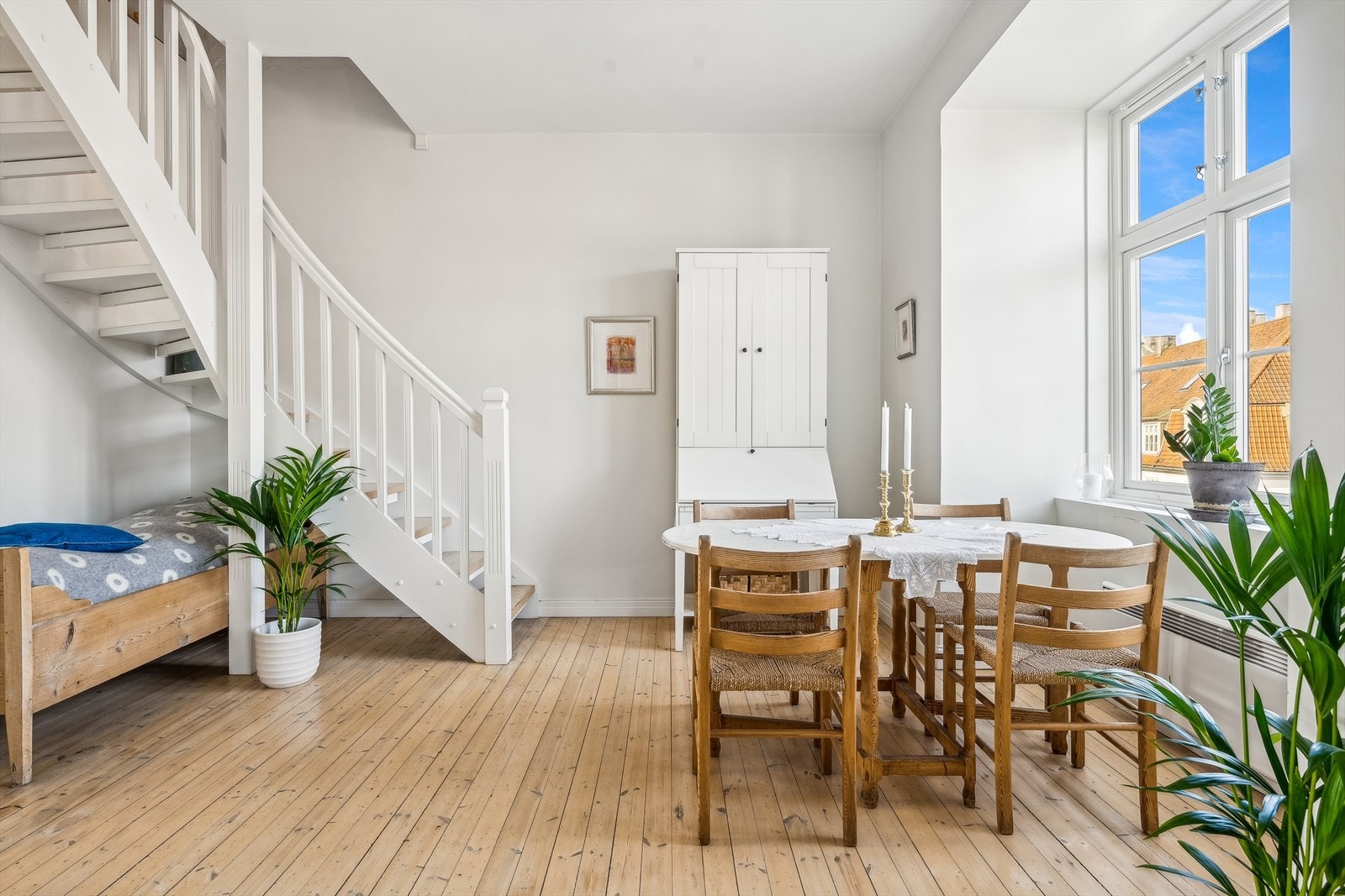 Loftet ble bygget ut i 2007, ferdigattest foreligger. Galleribilde