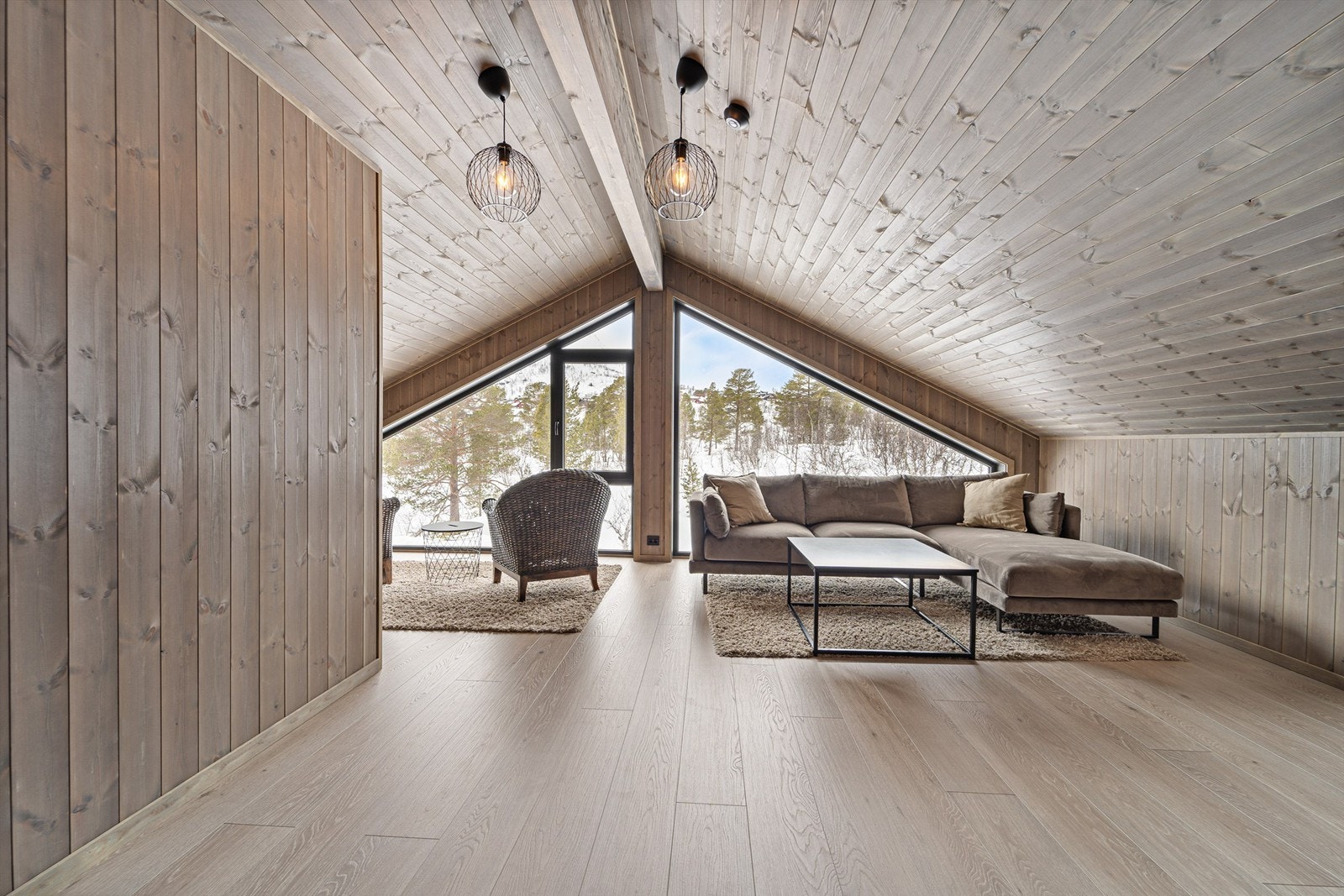 Loftstuen. Galleribilde