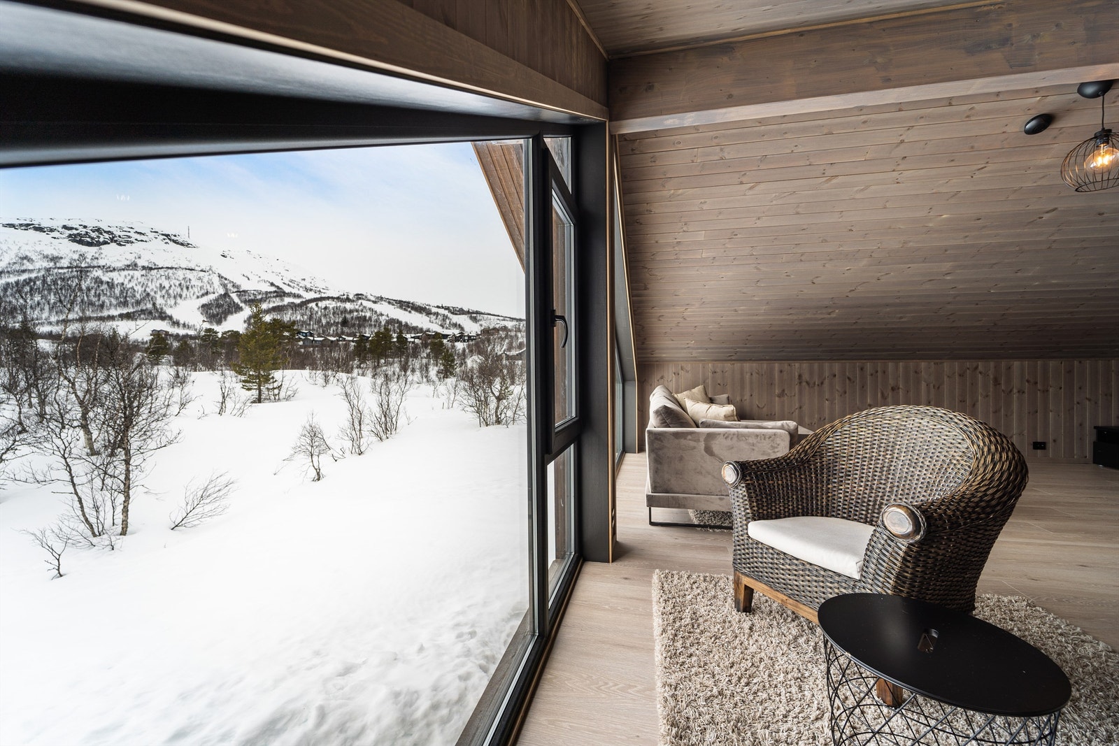 Utsikten og nærheten til skisenter og langrennsløyper. Galleribilde