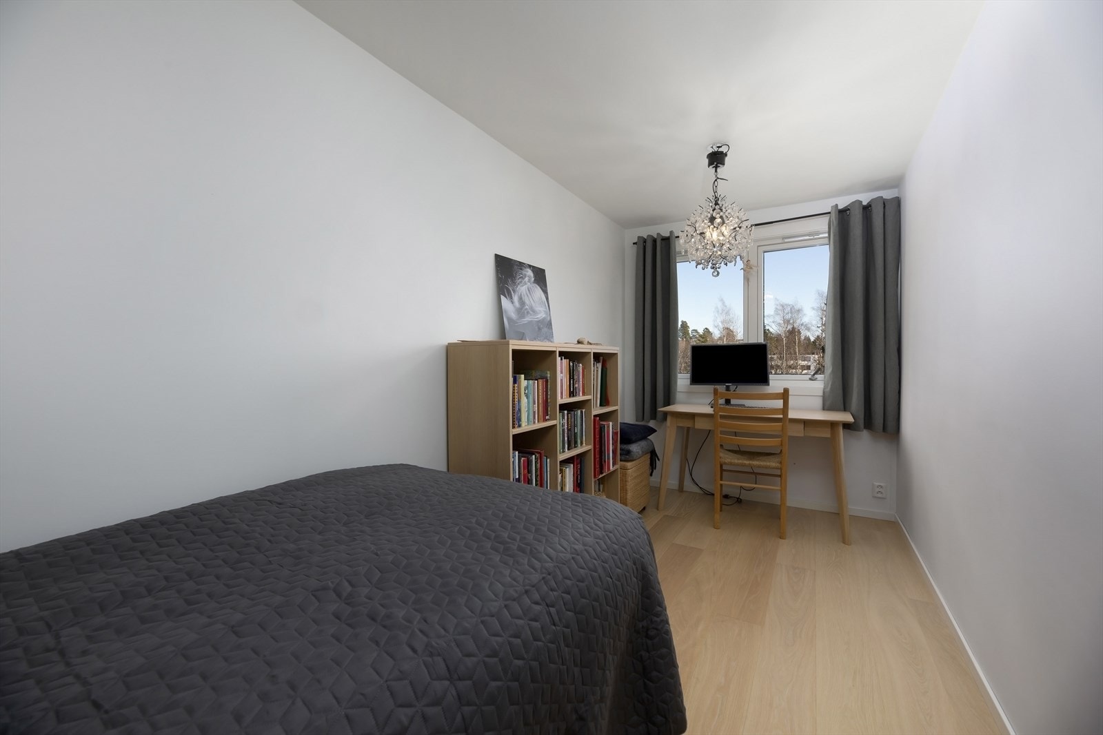 Soverom som i dag brukes som kontor. Galleribilde
