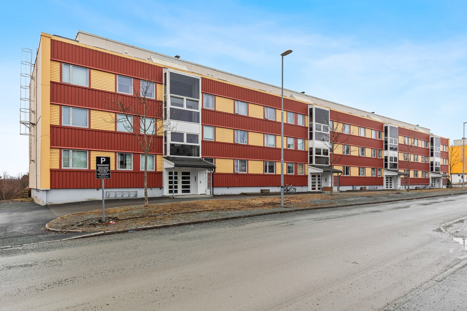 Fasade/inngangsparti. Galleribilde