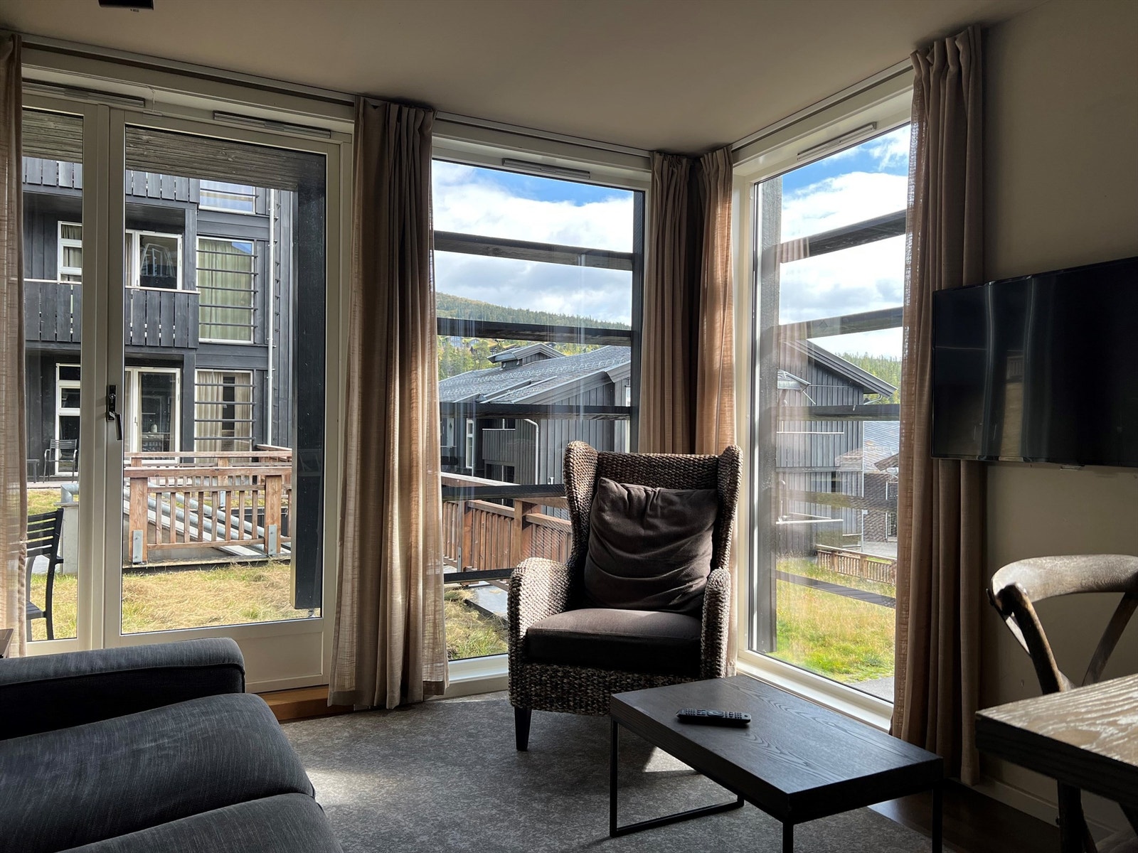 Stue sommer.jpg Galleribilde