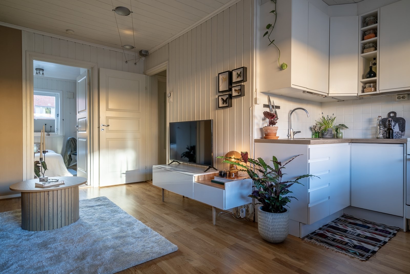 Her blir man del av et veldrevet borettslag med god økonomi. Borettslaget har lav fellesgjeld, lave felleskostnader og fem utleieenheter for økte inntekter. Galleribilde