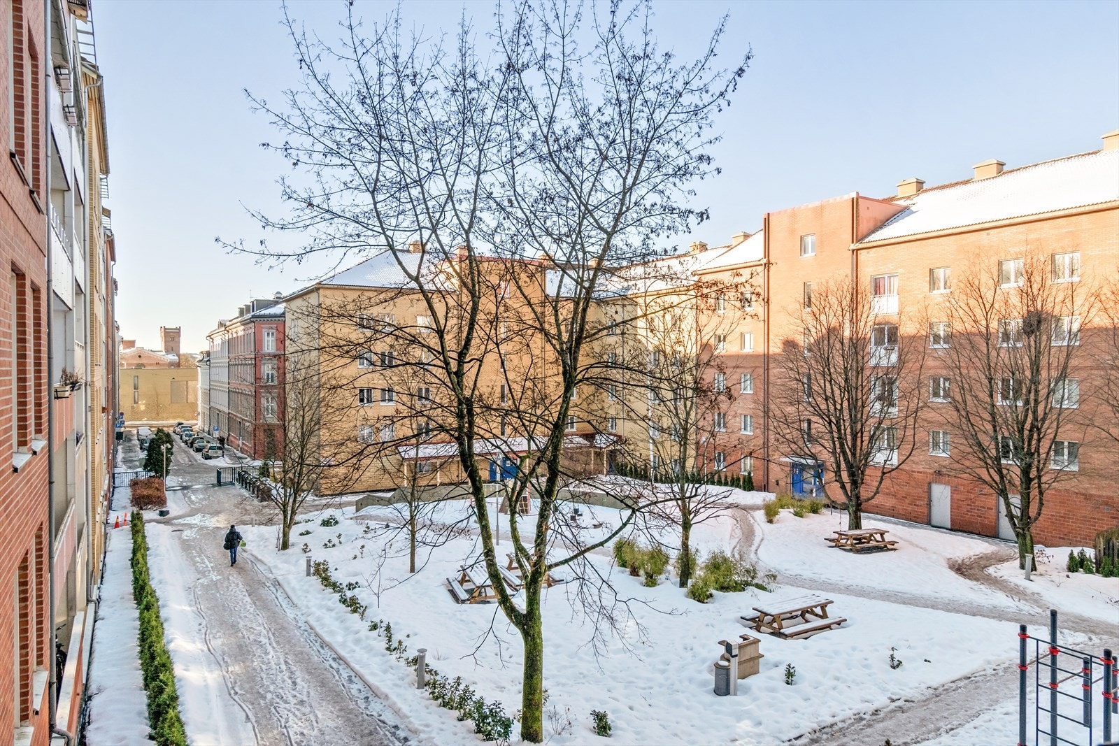Leiligheten ligger innerst i bakgården. Galleribilde