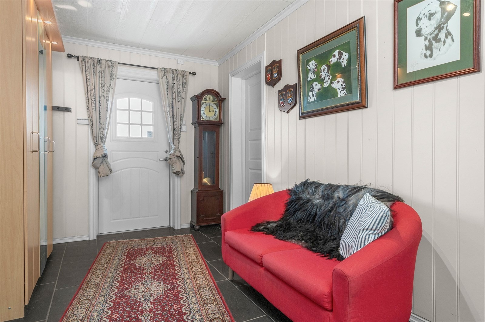 Entreen i seg selv er på 12 m². Galleribilde