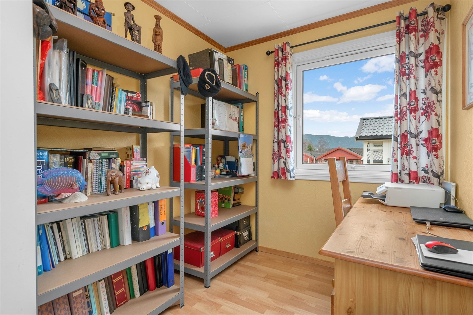 Det andre soverommet er på 6,3 m² og ligger også i 1. etasje. Galleribilde