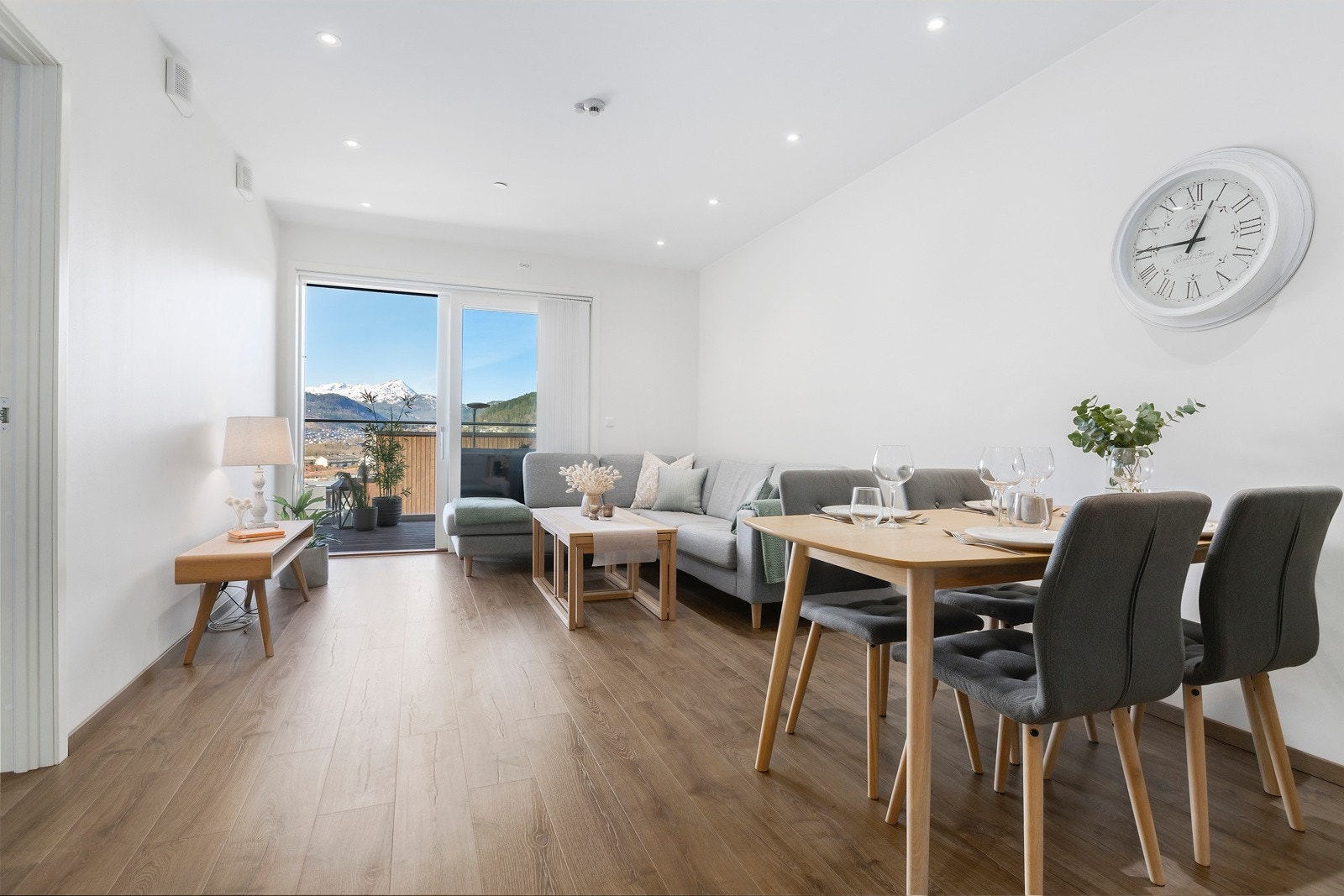 Velkommen til Rennebakkane 3, ei svært flott leilegheit med heistilkomst og vestvendt veranda. Galleribilde