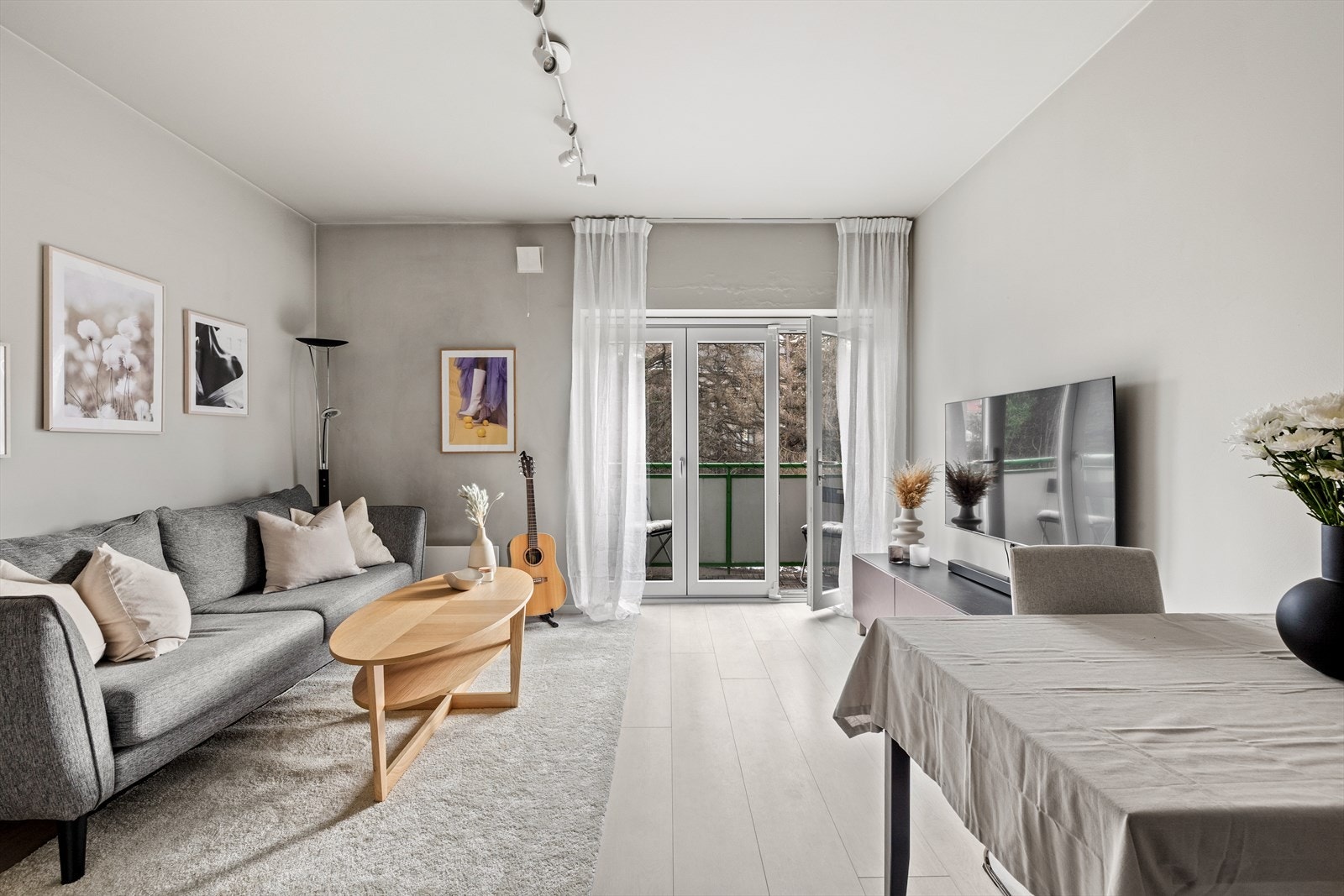 - En lys og innbydende 2-roms andelsleilighet med sentral beliggenhet på populære Sofienberg/Grünerløkka - Galleribilde