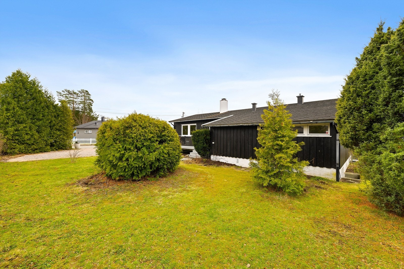 Hagen representerer en fin tumleplass for barna, året gjennom. Galleribilde