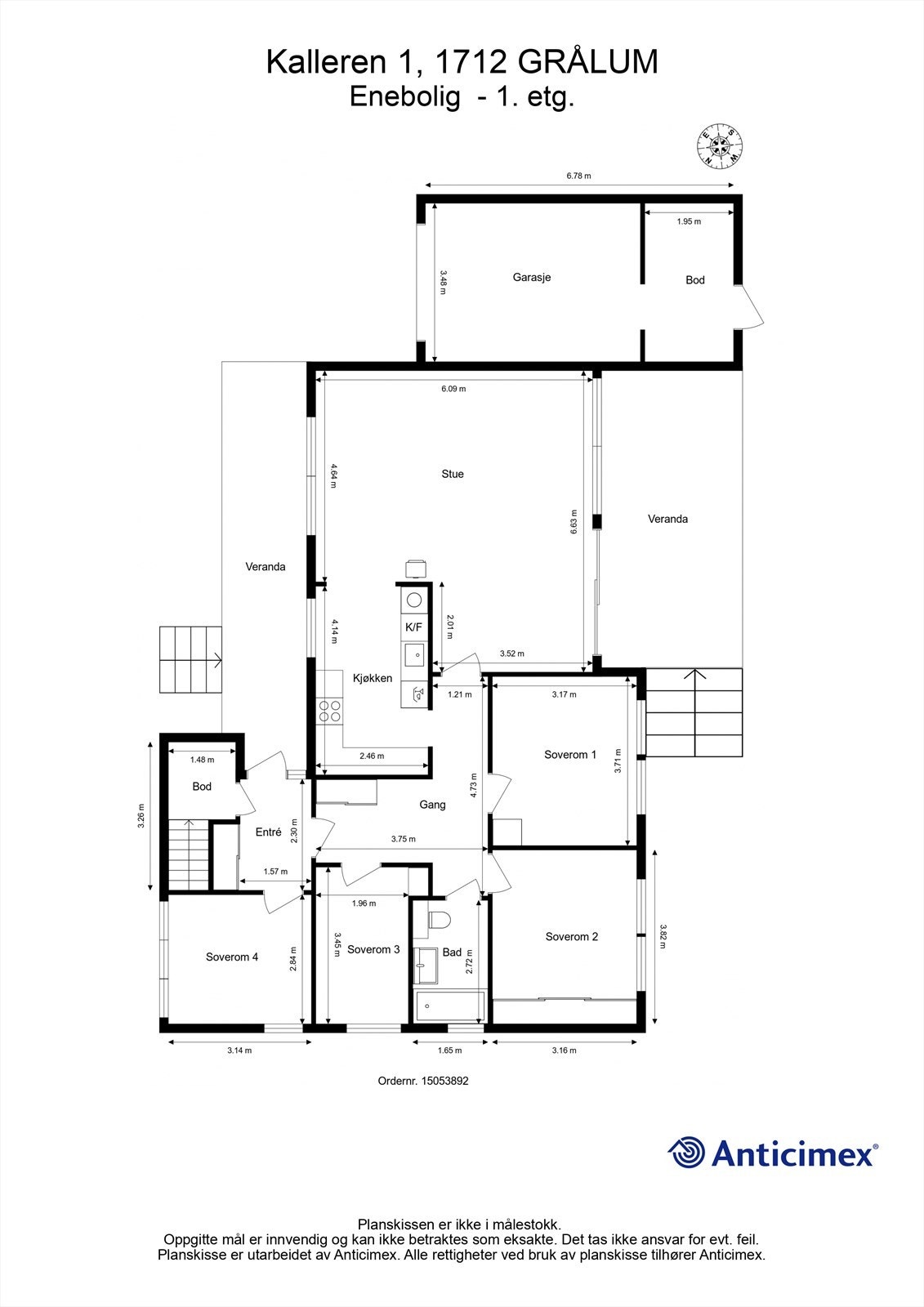 Boligen inneholder en praktisk romløsning med alt på én flate, i tillegg til oppbevaringsrom i kjeller med lav høyde. Galleribilde