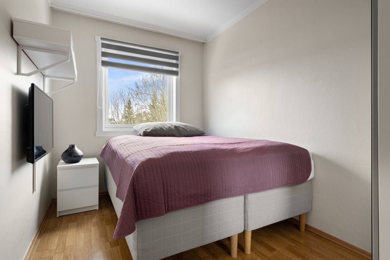Soverom på ca. 8 m². Galleribilde
