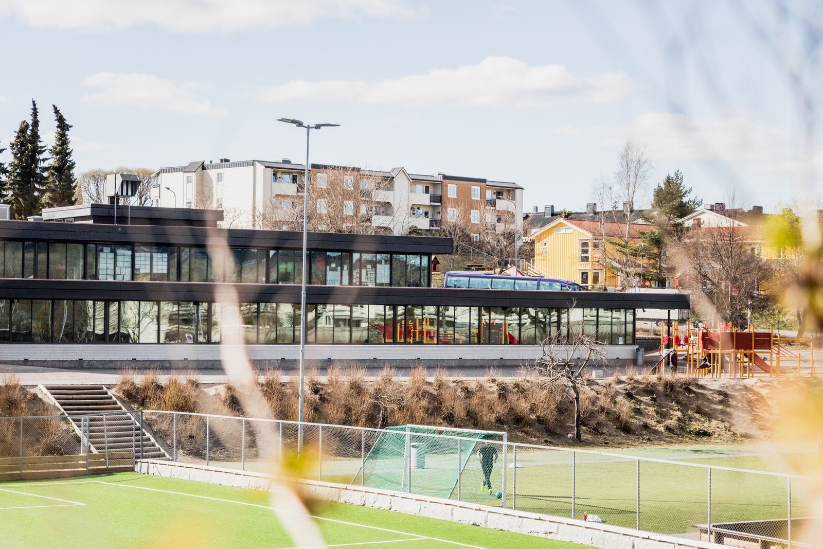Kort og trygg skolevei til populære Høyenhall skole. Galleribilde