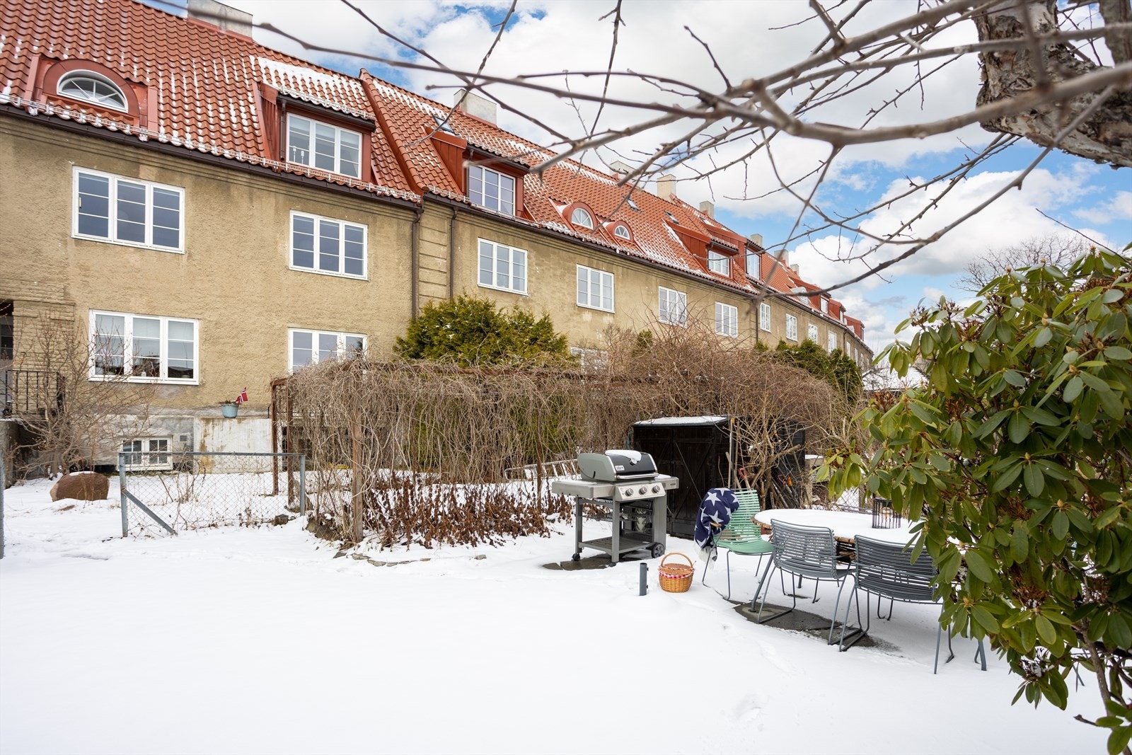 Hageparsellen utgjør en herlig oase til stor glede for både store og små hele året rundt. Galleribilde
