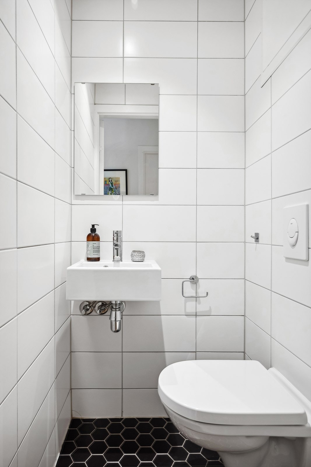 I tillegg har du eget wc-rom - Praktisk med separat toalettrom. Galleribilde