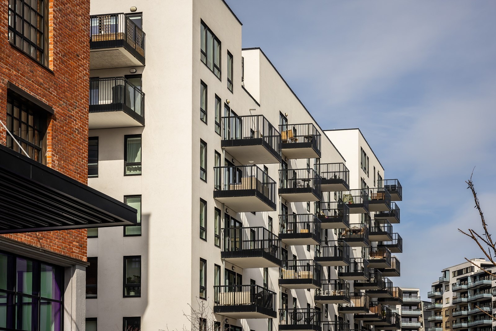 Leiligheten ligger fint til i det nyere og populære boligprosjektet Krydderhagen på Hasle. Krydderhagen er en grønn og moderne hageby med et pent opparbeidet uteareal. Galleribilde