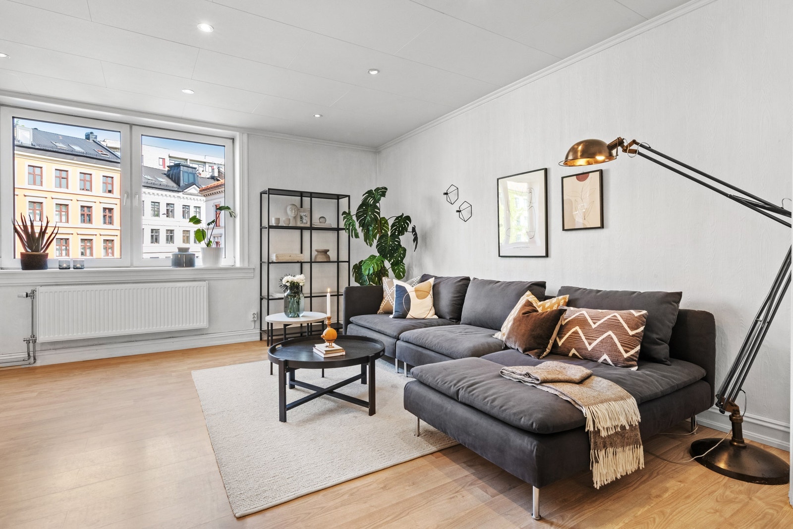 Eiendomsmegler Krogsveen v/ Nhut Nam Huynh har gleden av å presentere Kjølberggata 20 - En nydelig 4-roms i 3. etasje med god planløsning! Galleribilde