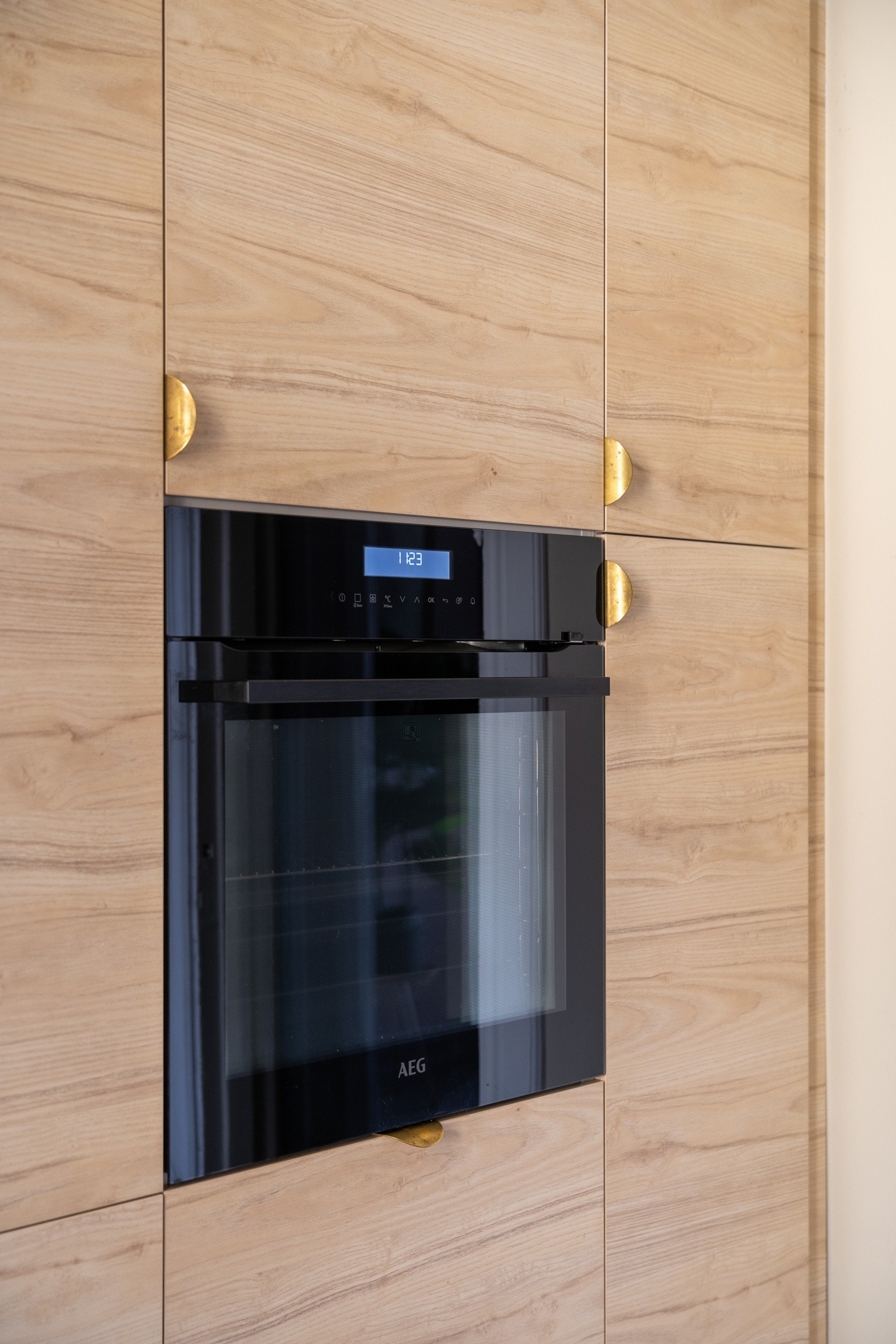 Stekeovn med ulike funksjoner fra AEG (2020). Galleribilde