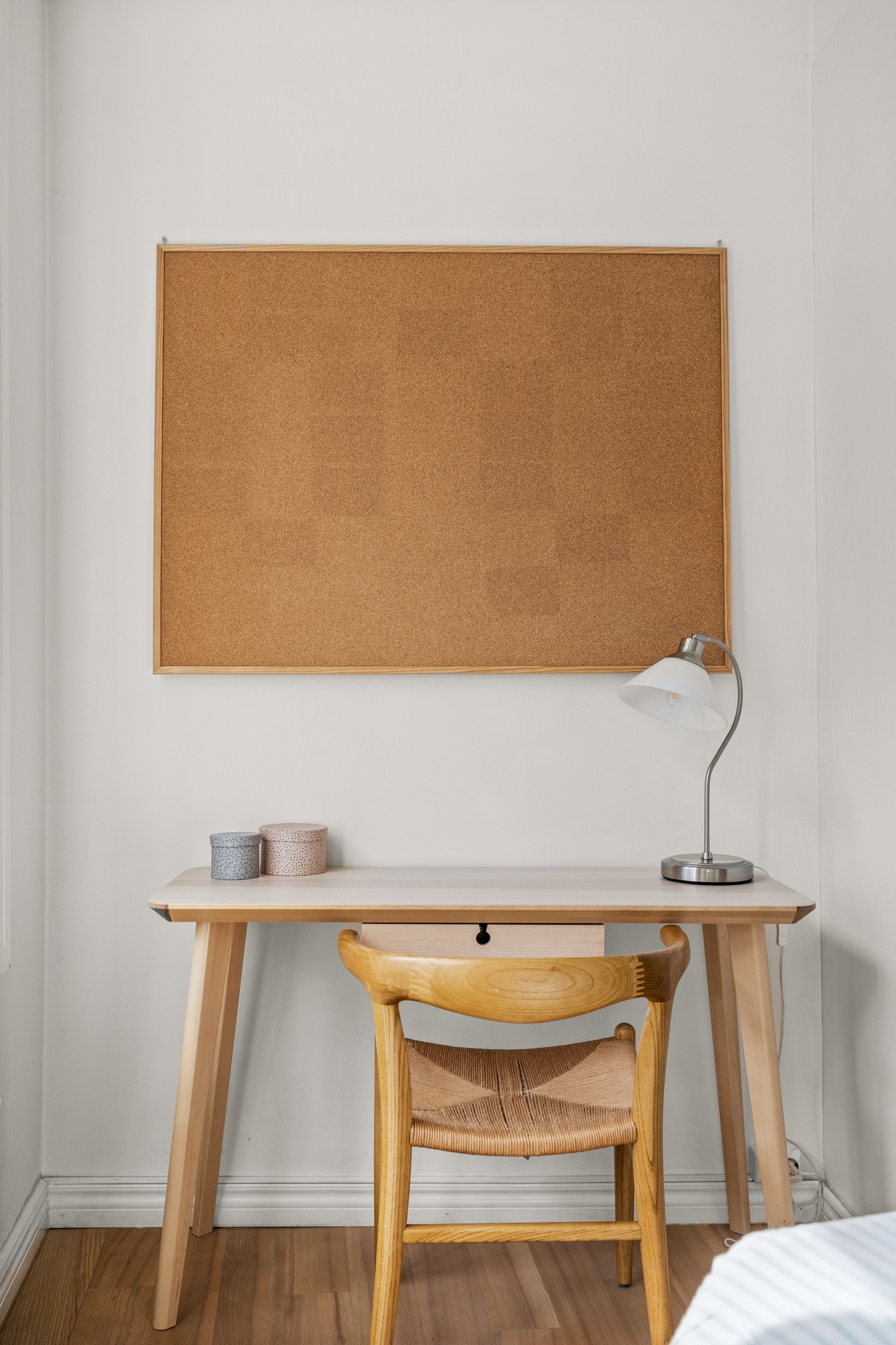 Plass til kontorult på hovedsoverommet. Galleribilde