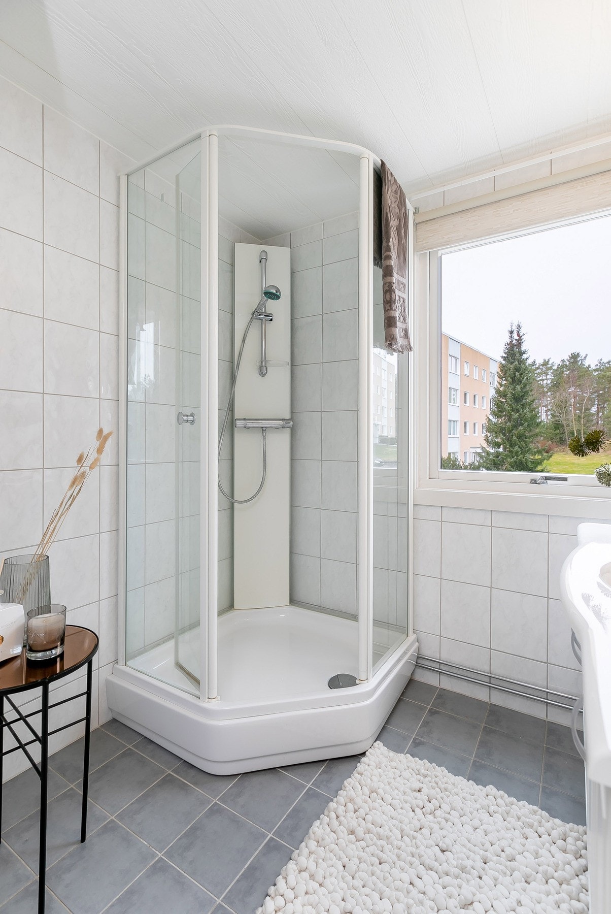 Badet er flislagt Galleribilde