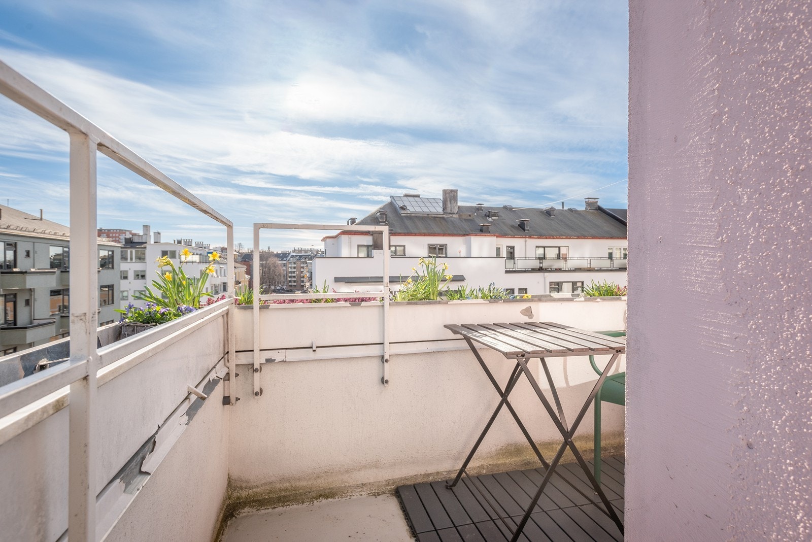 Balkong 2, hjørnebalkong vent mot nord, øst og syd Galleribilde