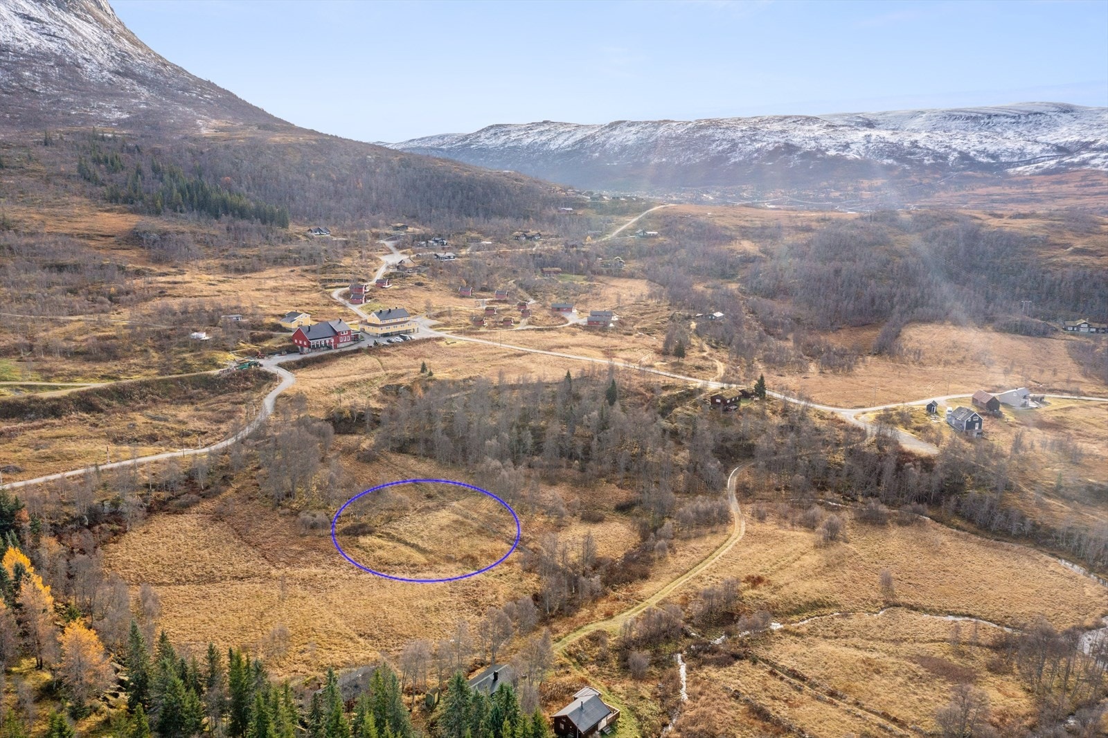 Beliggenheten er intet mindre enn en drøm for de som ønsker en uforstyrret naturopplevelse.
Ca plassering av tomten Galleribilde