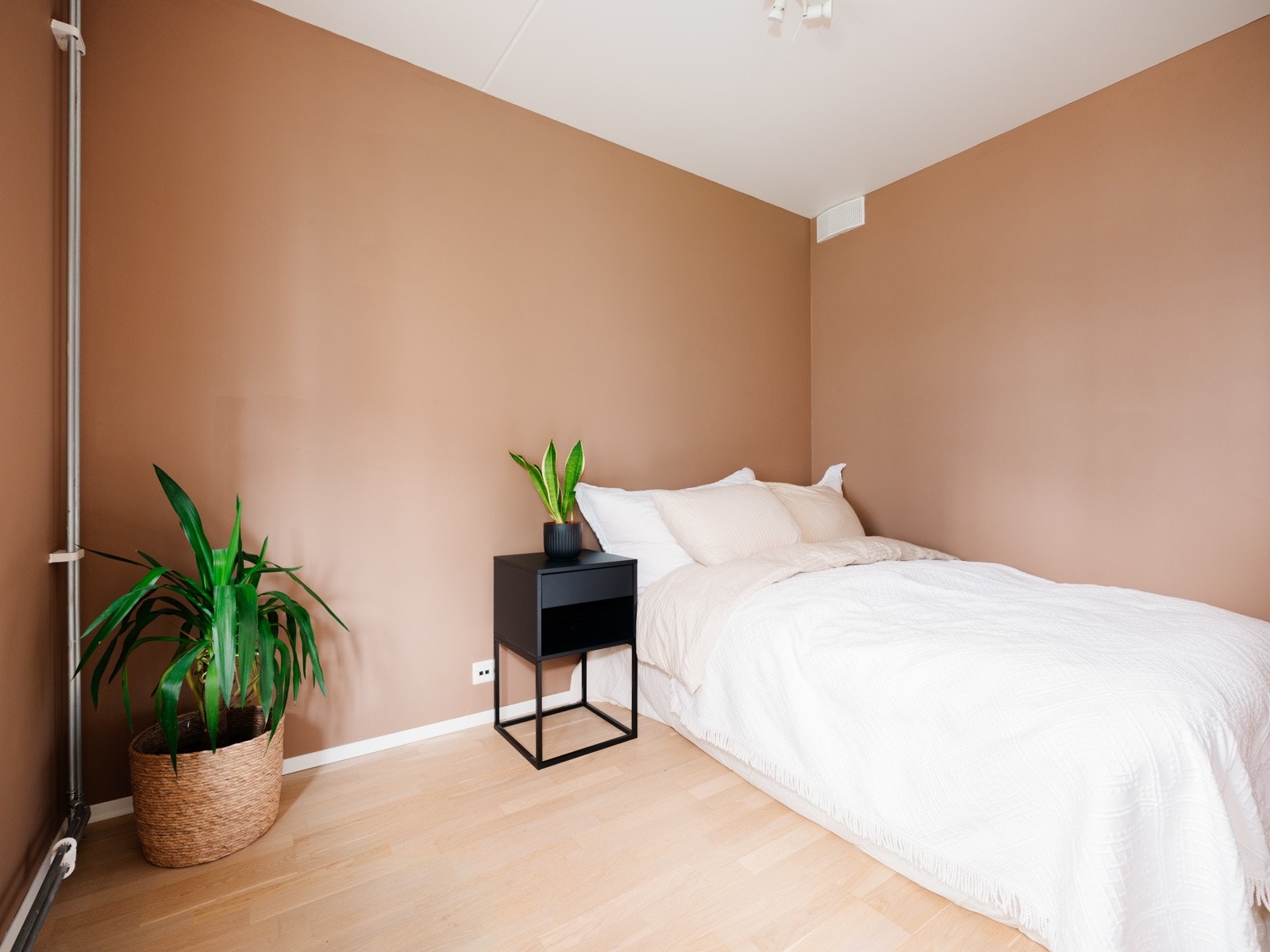 Med to soverom blir hverdagen fleksibel. Hva med et barnerom, gjesterom eller kontor? Galleribilde