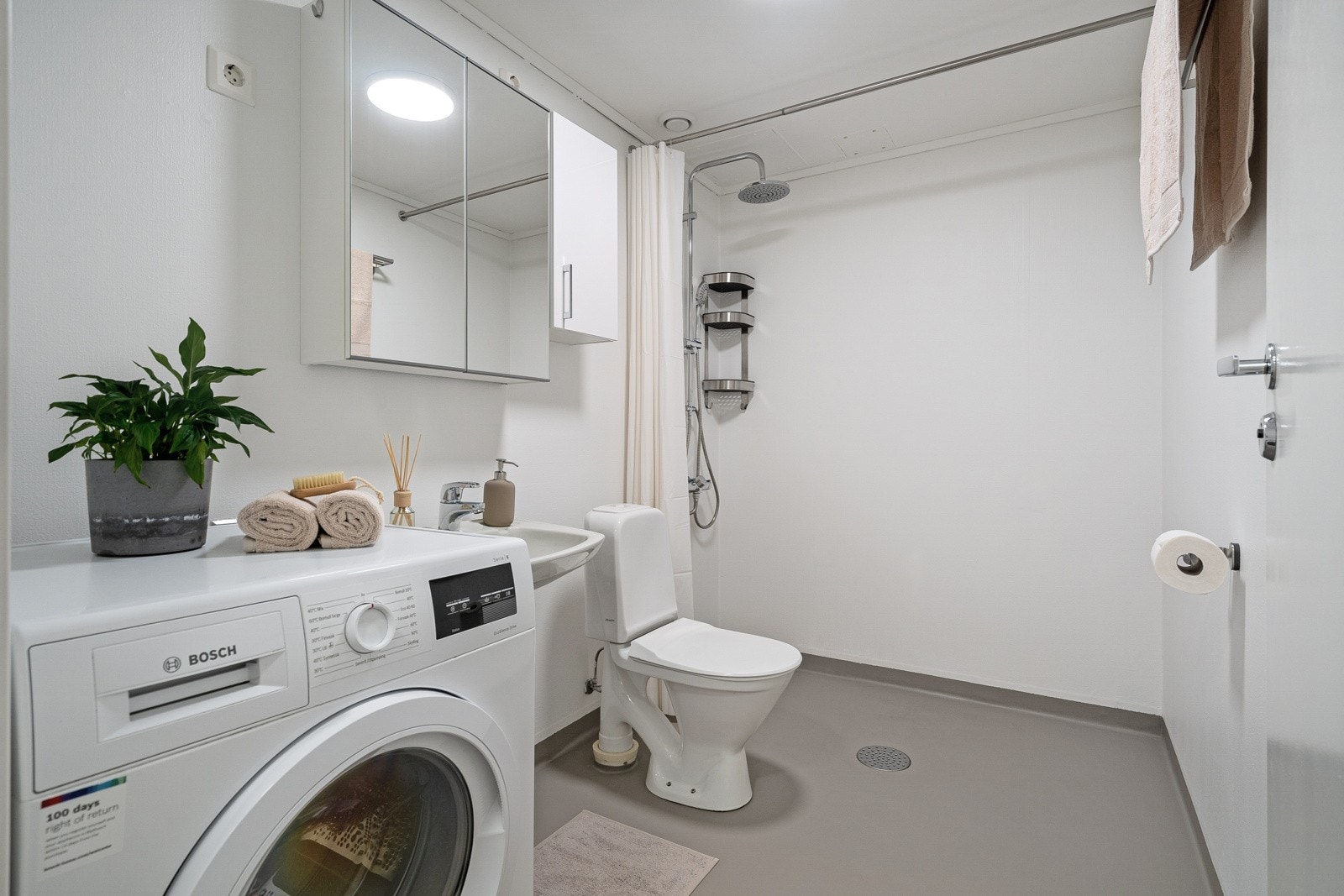 Badet er lyst og fint, og er av god størrelse. Galleribilde