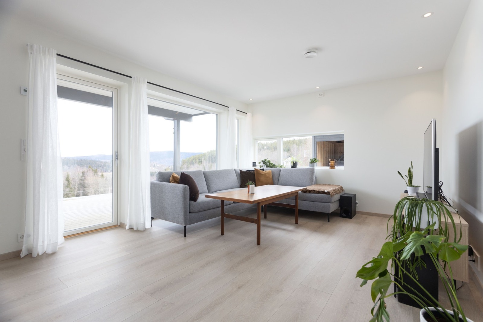 Pen fireromsleilighet med barnevennlig og attraktiv beliggenhet! Galleribilde