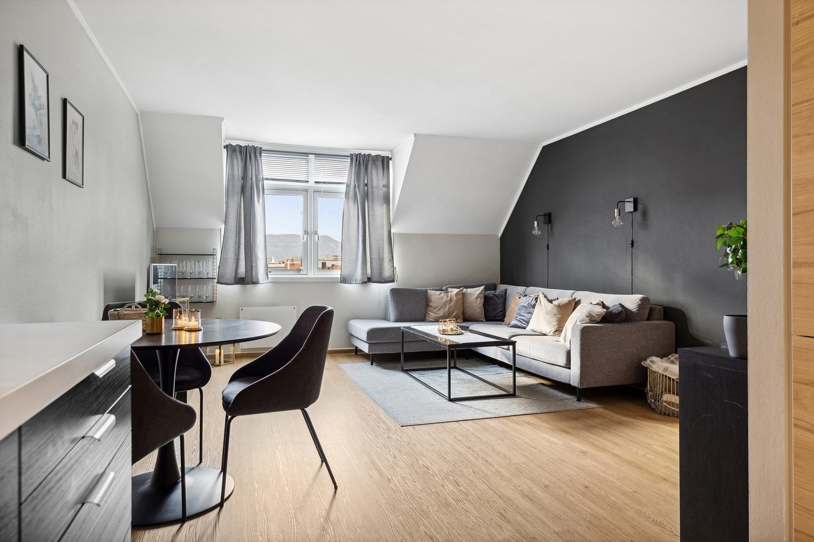 En pent oppusset 2-romsleilighet med urban beliggenhet på Lademoen. Galleribilde