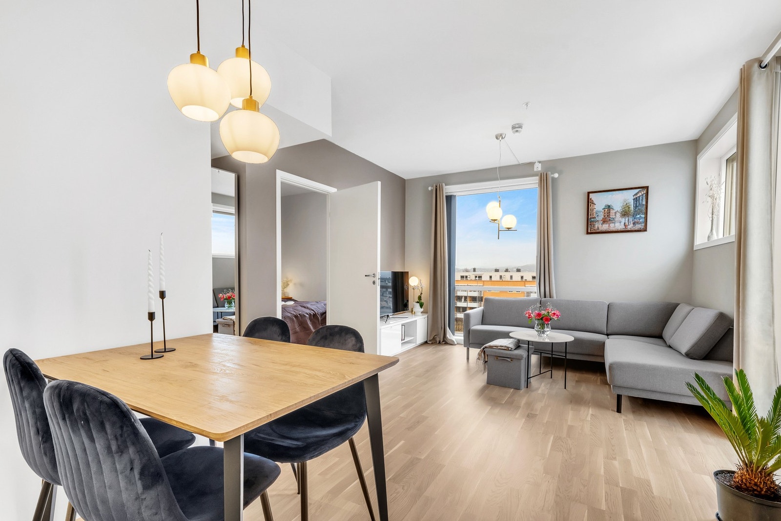 EiendomsMegler 1 ved Christian Aa har gleden av å presentere Selsbakkvegen 36 D! Galleribilde