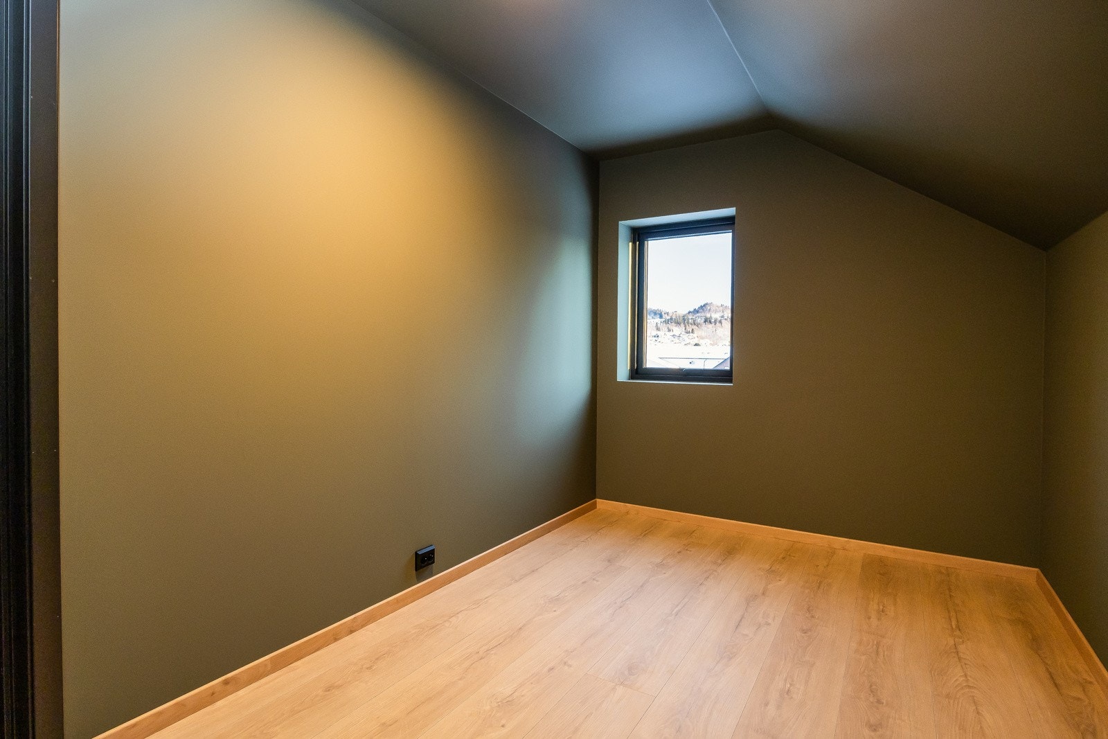 Rommene er målt til 15, 10 og 9 kvm Galleribilde