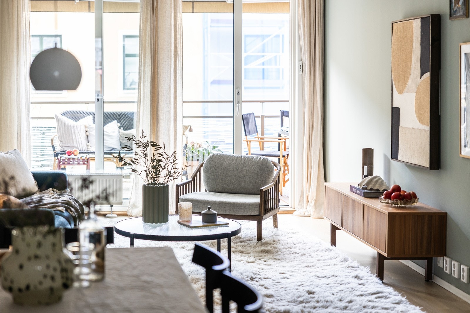 Lekker, gjennomgående og romslig 4-roms leilighet. Galleribilde