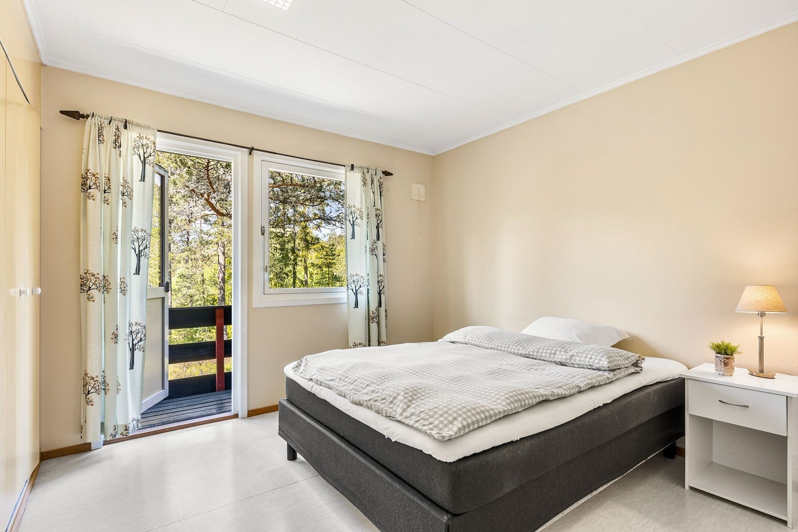 Master bedroom med utgang til veranda Galleribilde