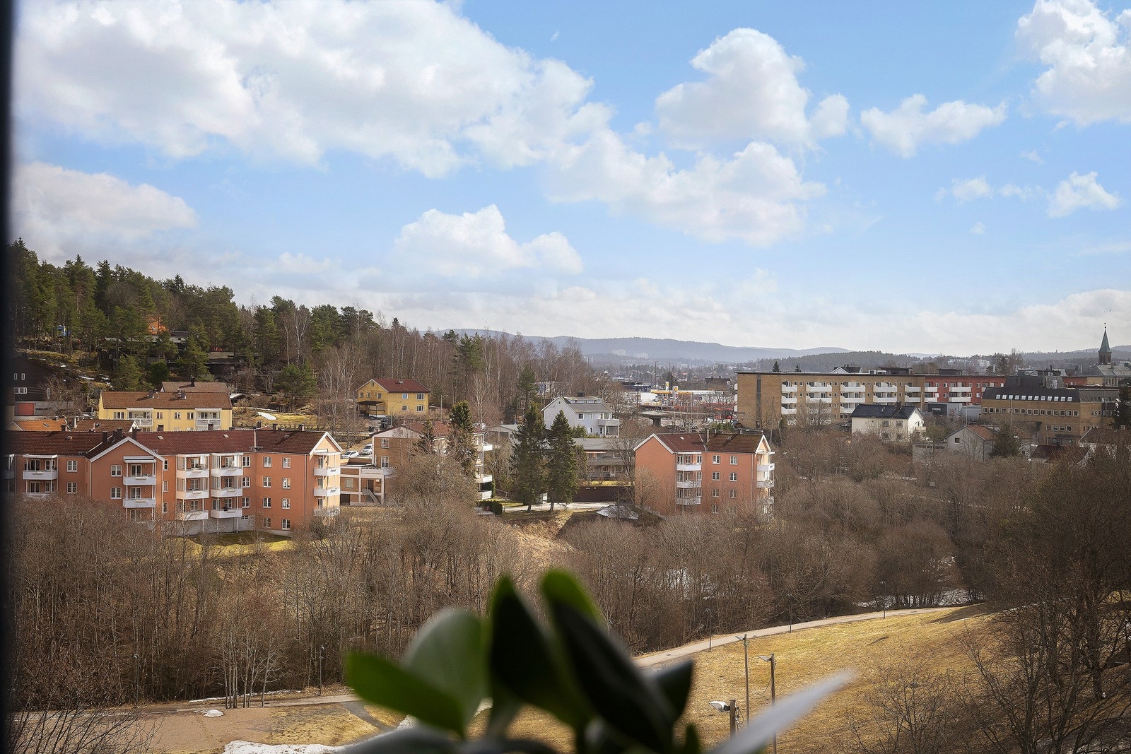 Her bor du luftig til med hyggelig utsikt og ingen innsyn. Galleribilde