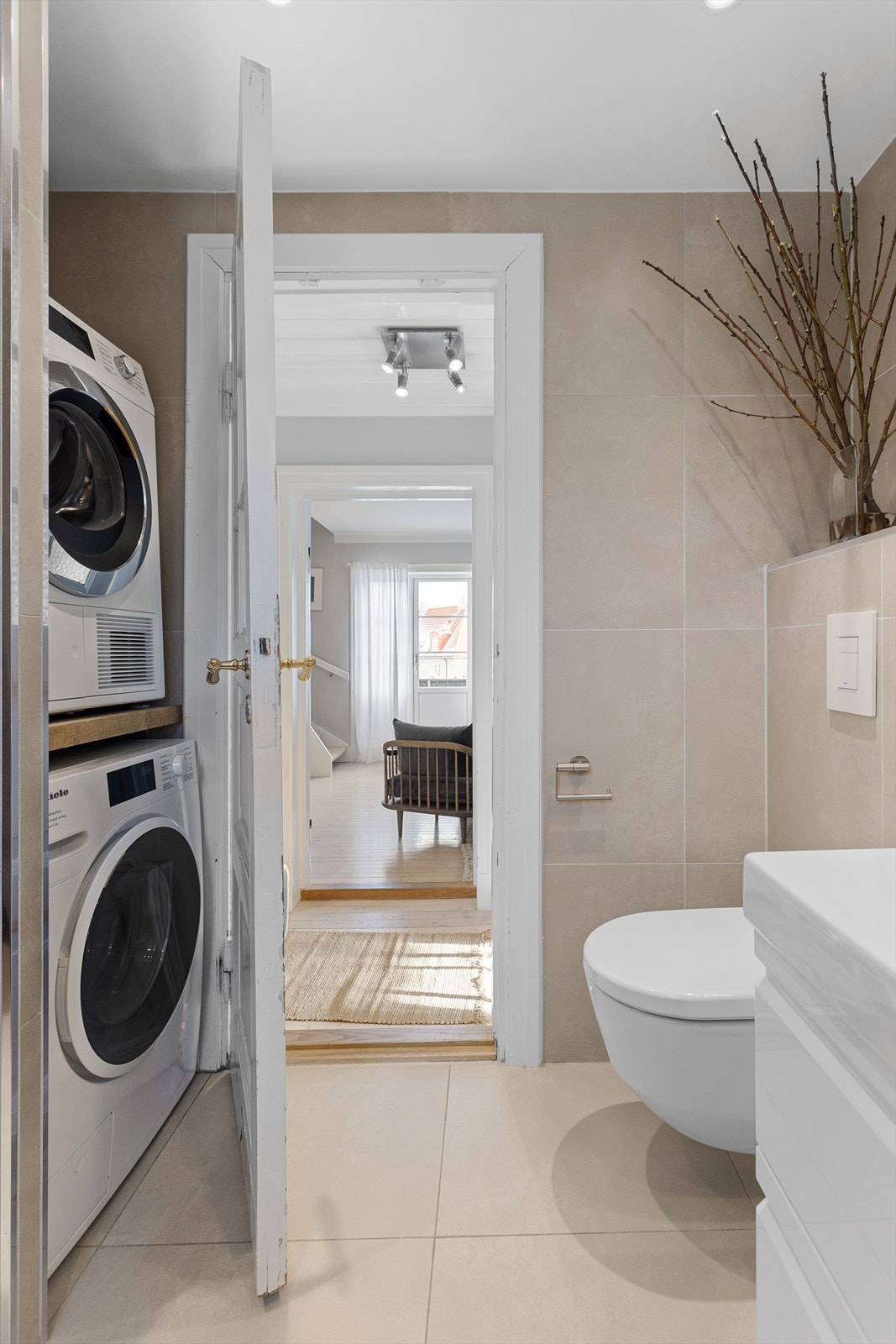 I tillegg er det opplegg for vaskemaskin og tørketrommel. Galleribilde