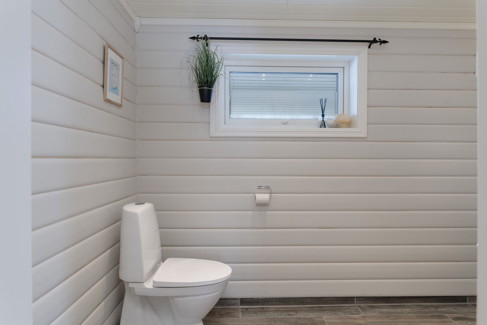 Baderommet har varmekabler i gulvet. Galleribilde