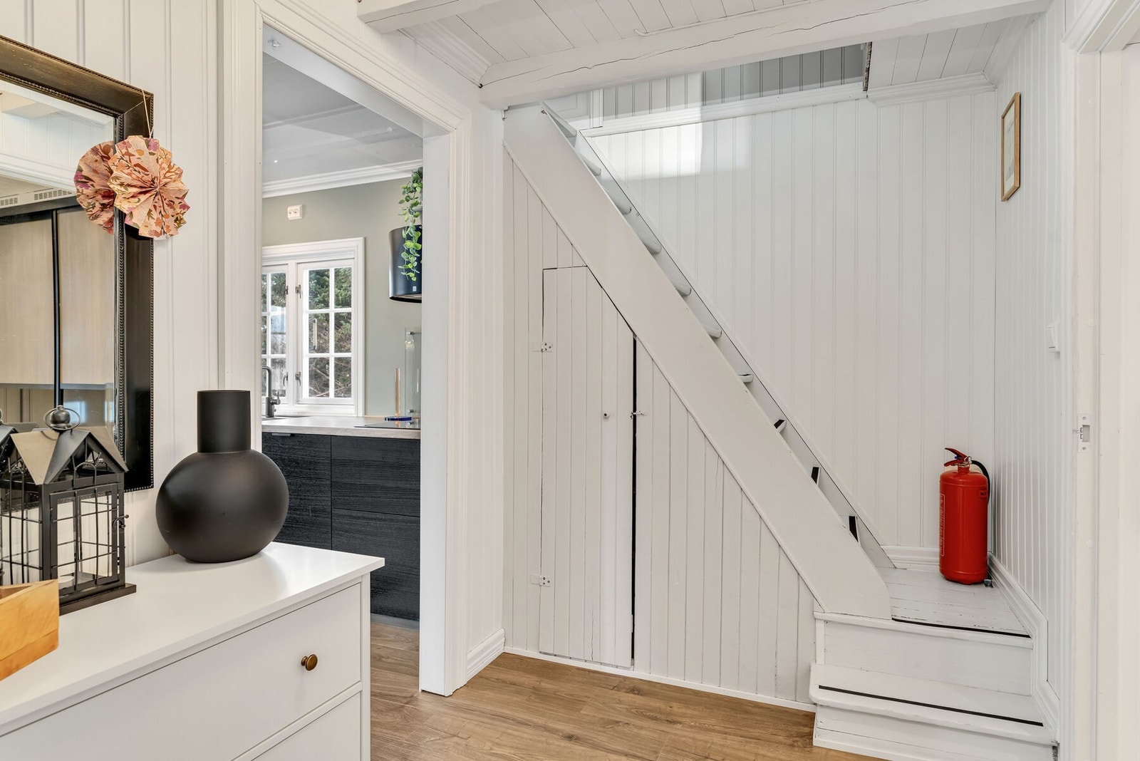 Gang med adkomst til loftsetasjen. Galleribilde