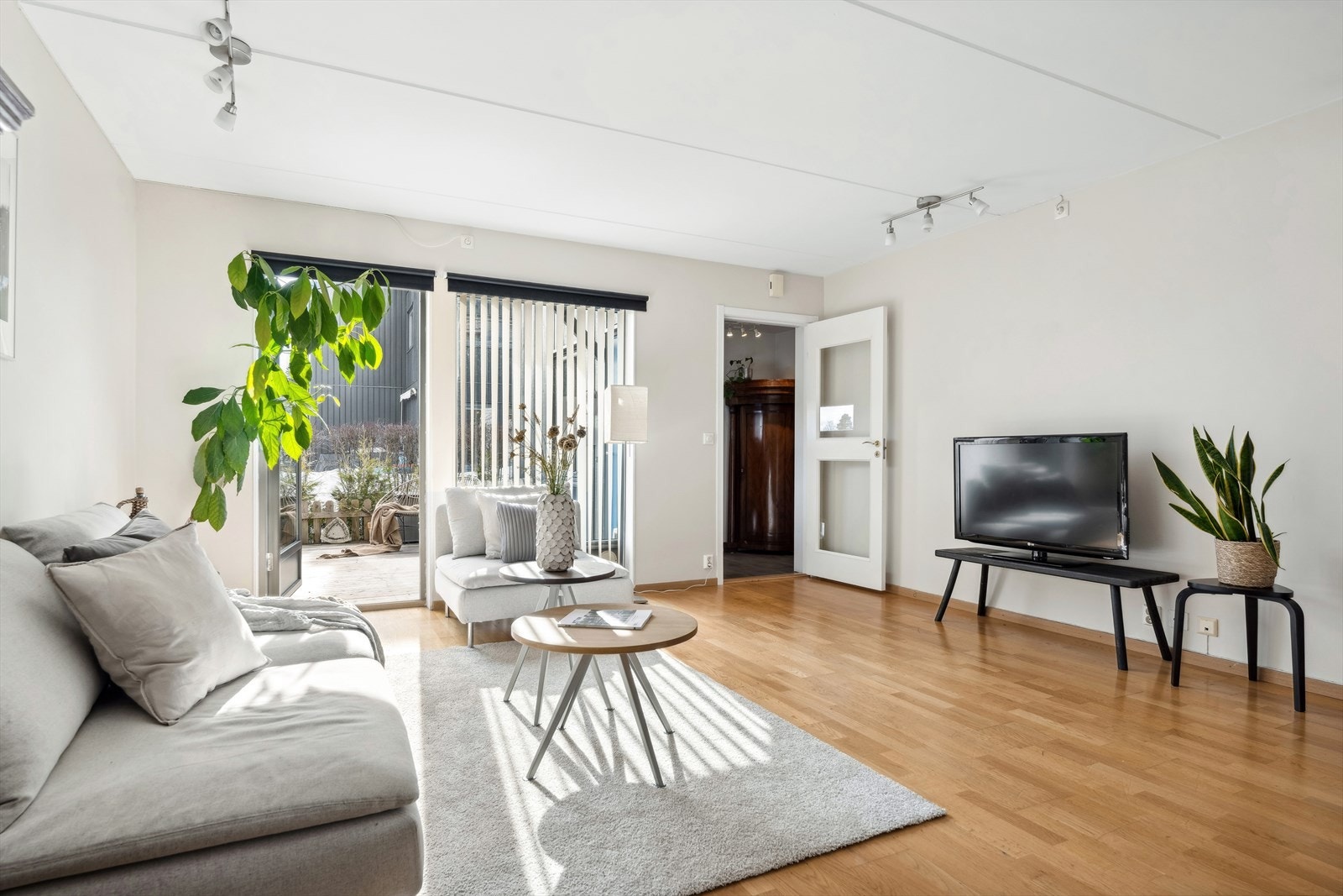 Stue med direkte utgang til den supre terrassen Galleribilde