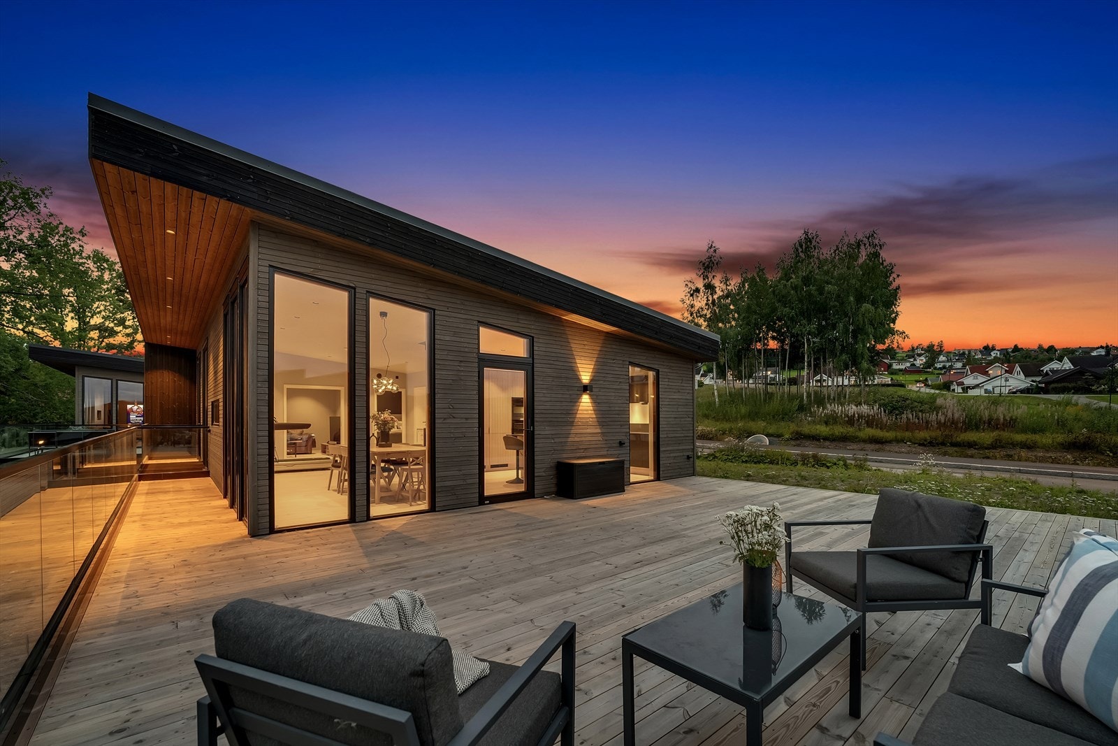 Lyssatt og lekker fasade Galleribilde