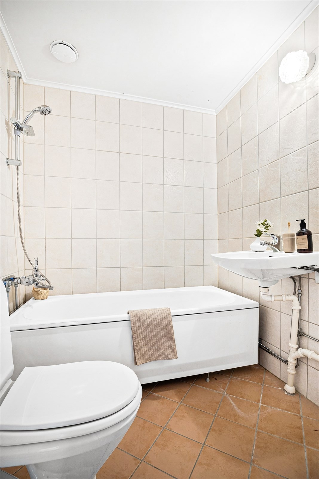 Badet er pusset opp i regi av borettslaget i 2002/03. Galleribilde