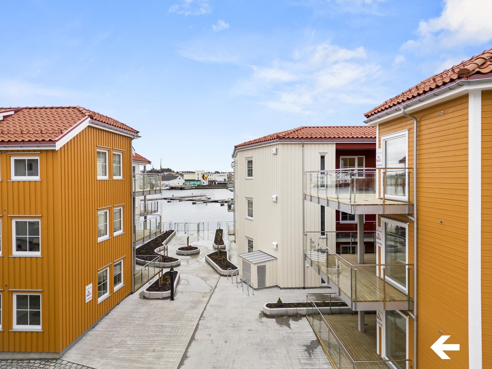 Her kan du flytte inn i en splitter ny 3-roms ved bryggekanten i Grimstad! Galleribilde