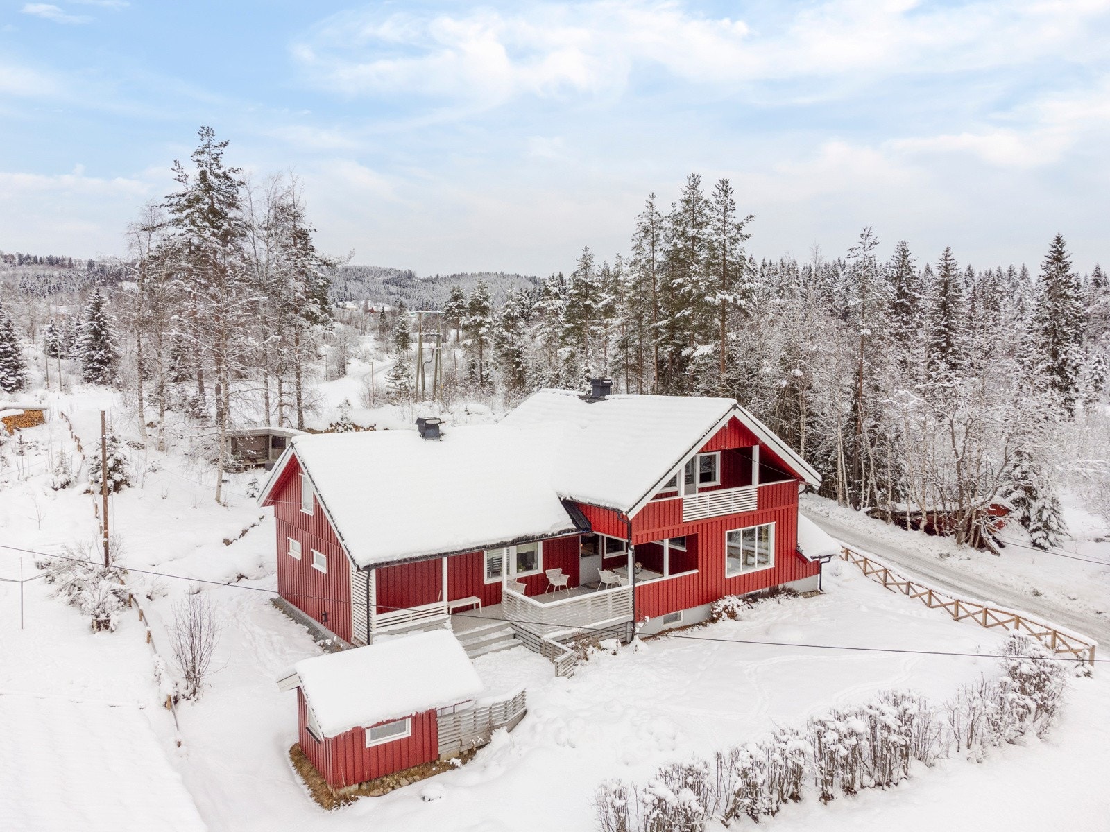 Yttersetvegen 18 - Her har vi for salg en stor familiebolig som ligger i rolige og naturskjønne omgivelser. Galleribilde