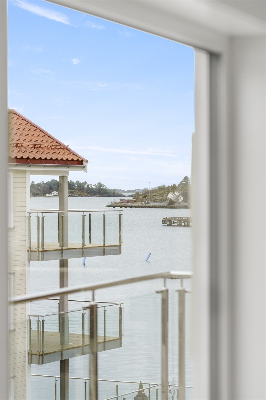 Sjøutsikt fra stuen Galleribilde