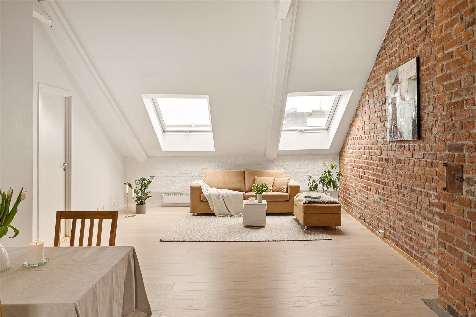 Det er lagt varmefolie i hele stuen/kjøkkenet Galleribilde