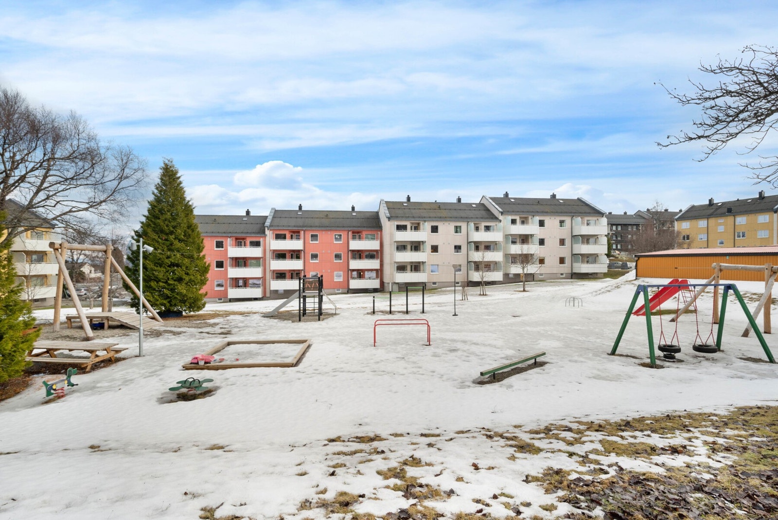 Ikke langt fra leiligheten ligger Theisendammen og Kyvannet. Galleribilde