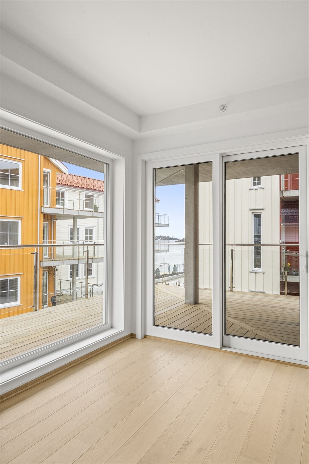 Sjøutsikt fra stue Galleribilde
