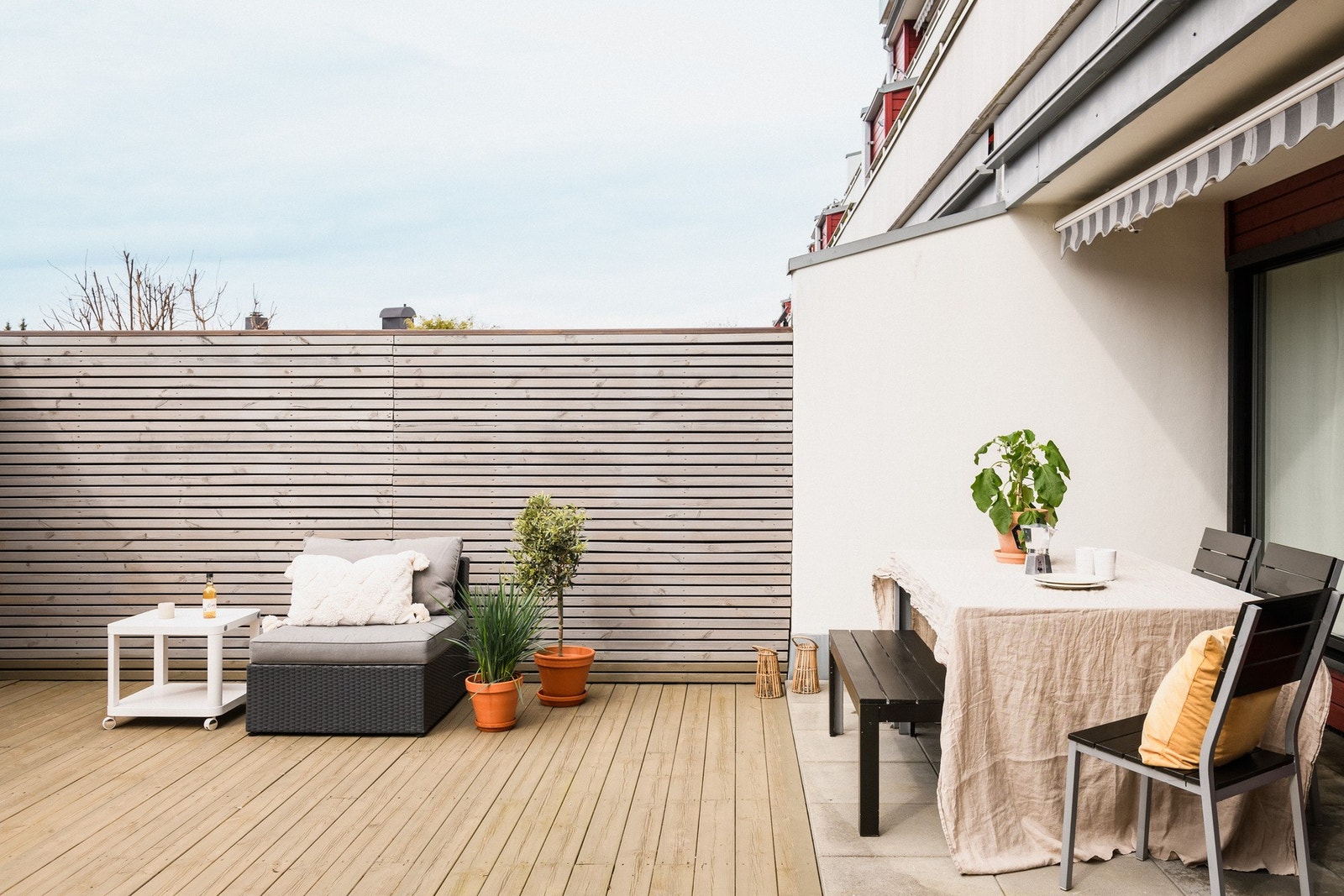 Innholdsrik 2-roms leilighet med 42kvm terrasse. Galleribilde