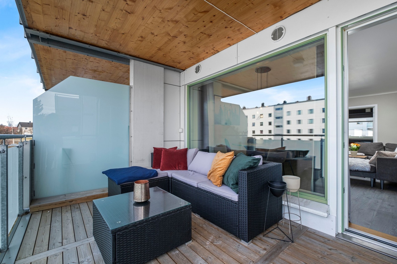 Balkongen er på ca. 8,9 m² Galleribilde