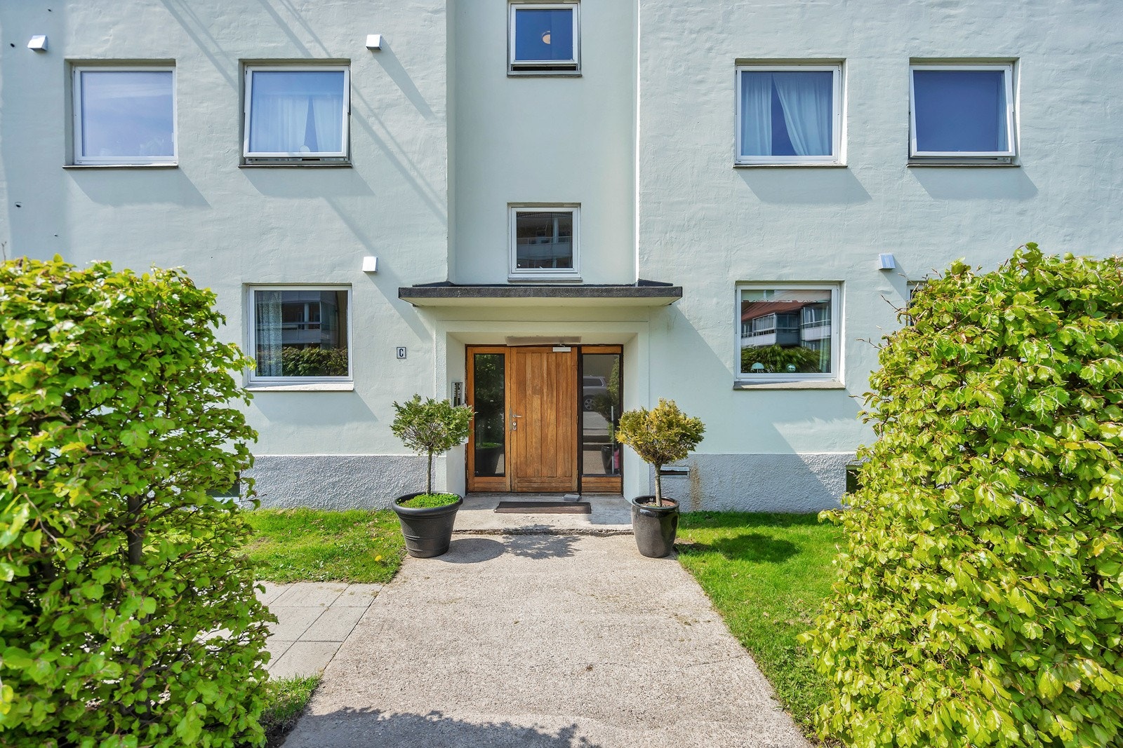 Hyggelig inngangsparti Galleribilde