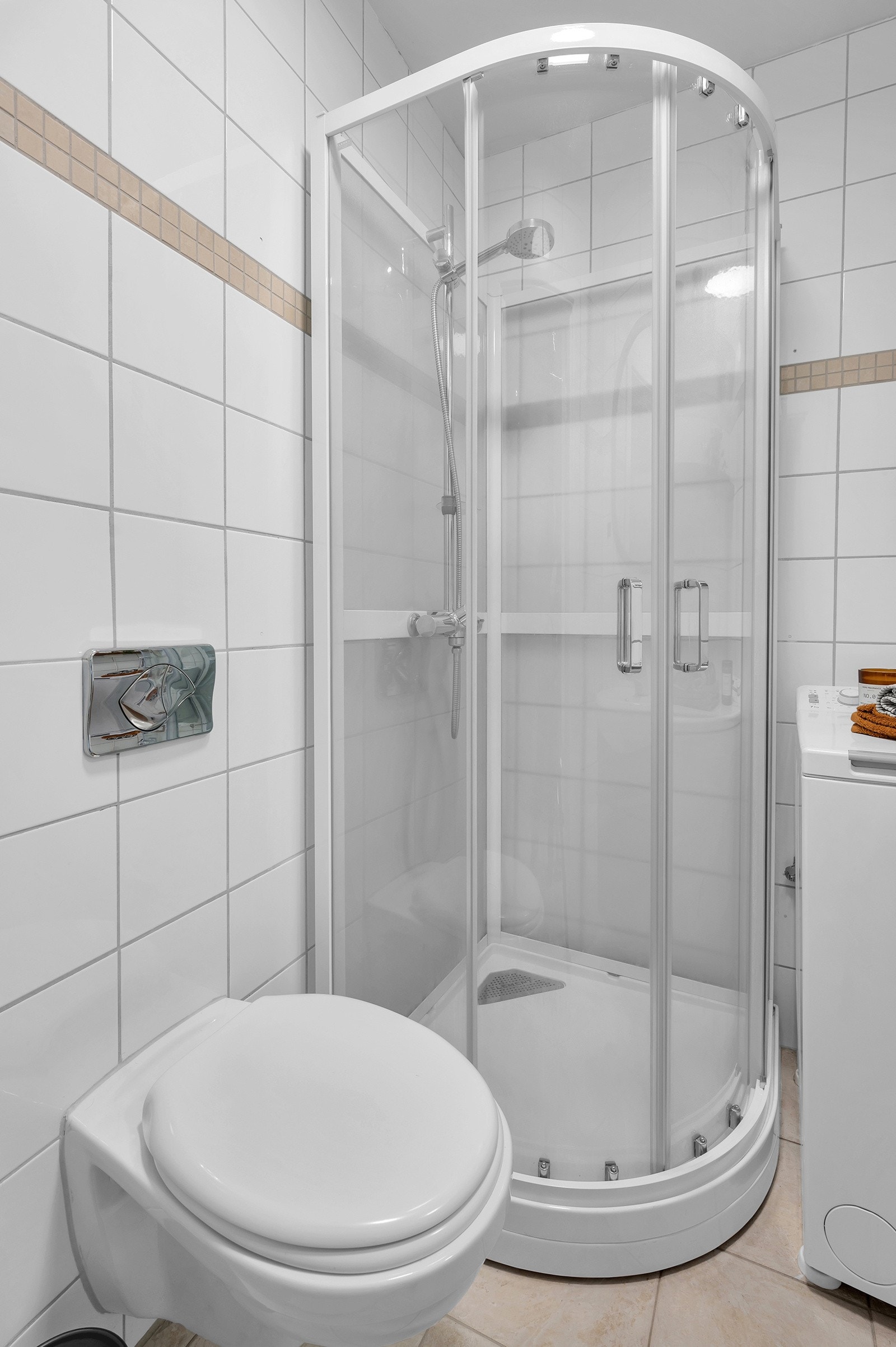 Nytt dusjkabinett i 2020 Galleribilde